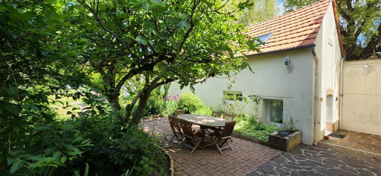 Le Petit Lavoir - Maison Cosy A Mayet Extérieur photo